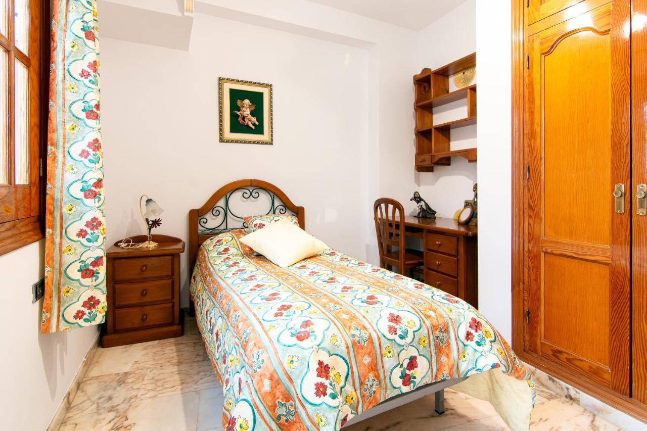 Вилла Casa Lola Centro De Нерха Экстерьер фото