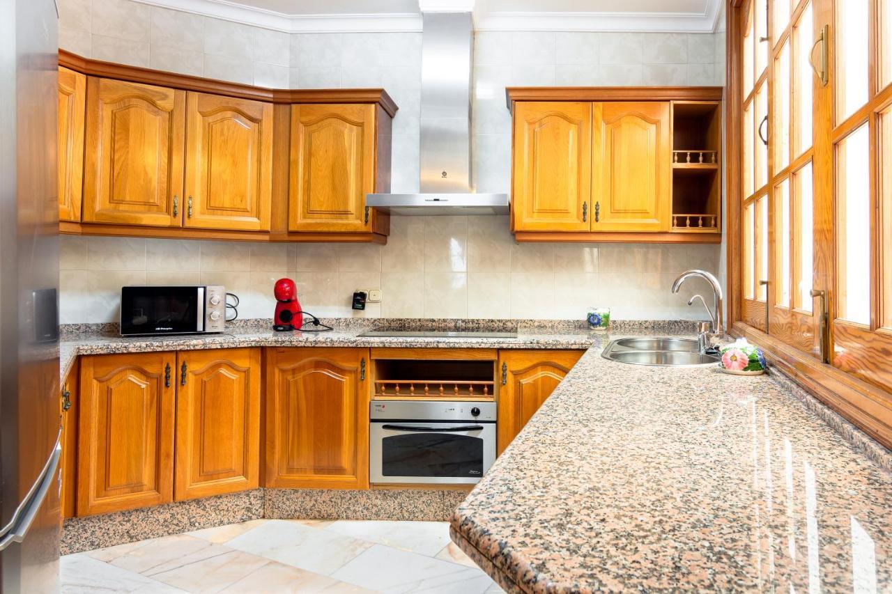 Вилла Casa Lola Centro De Нерха Экстерьер фото
